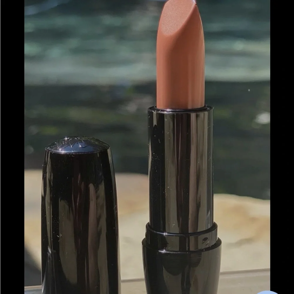 Lancome Natural beauty, brown, cream, Lipstick Sleek Design